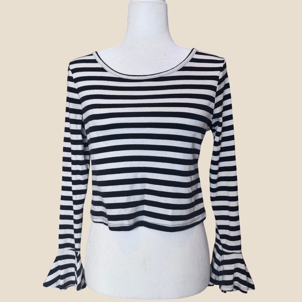 MAEVE ANTHROPOLOGIE Striped Bell Sleeve Crop Top M Black White Ribbed Cotton